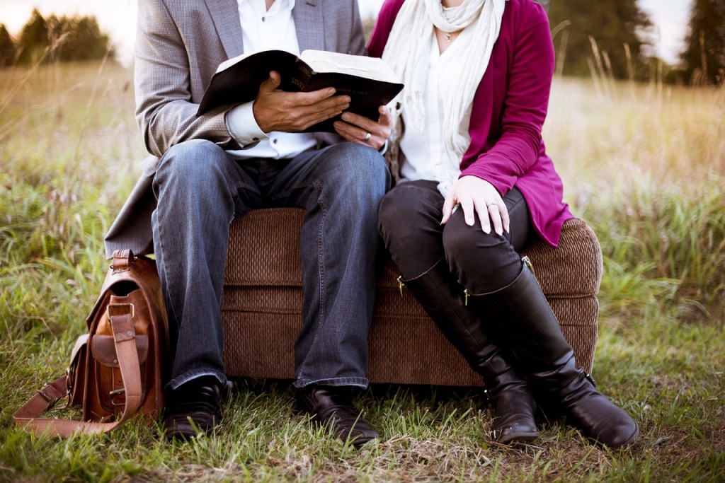Relationship Goals Reading together