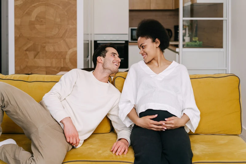 communication in marriage for women – soft calm conversation between husband and wife